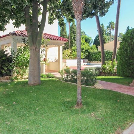 Apartamento Golf Pau Casals アルビール エクステリア 写真