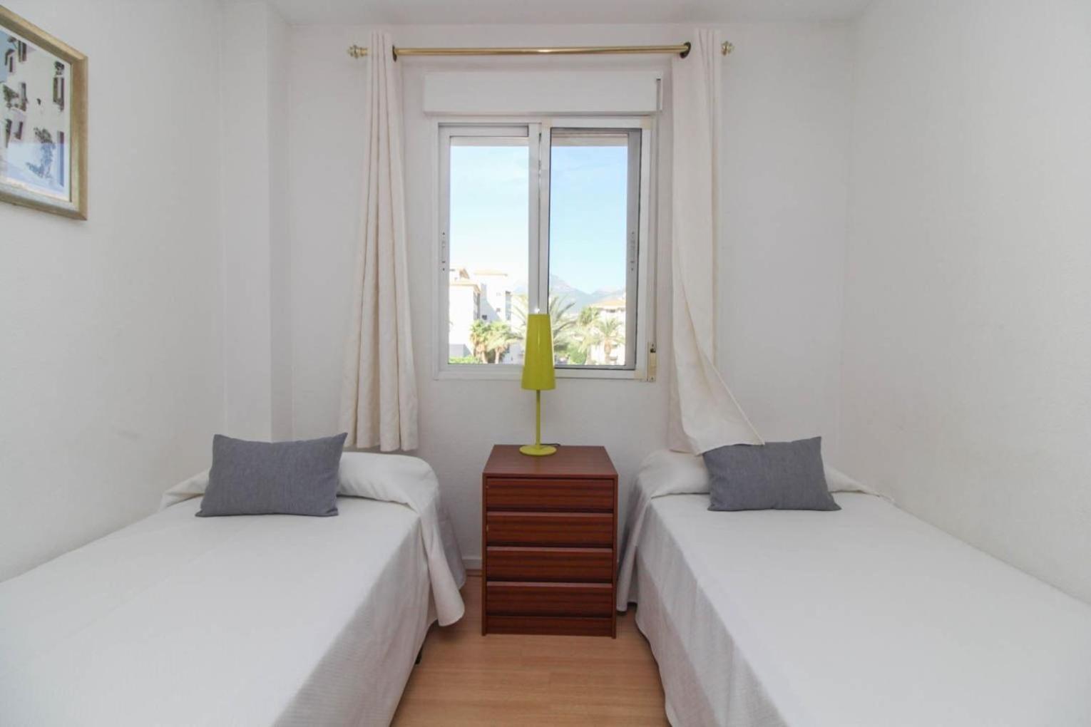 Apartamento Golf Pau Casals アルビール エクステリア 写真