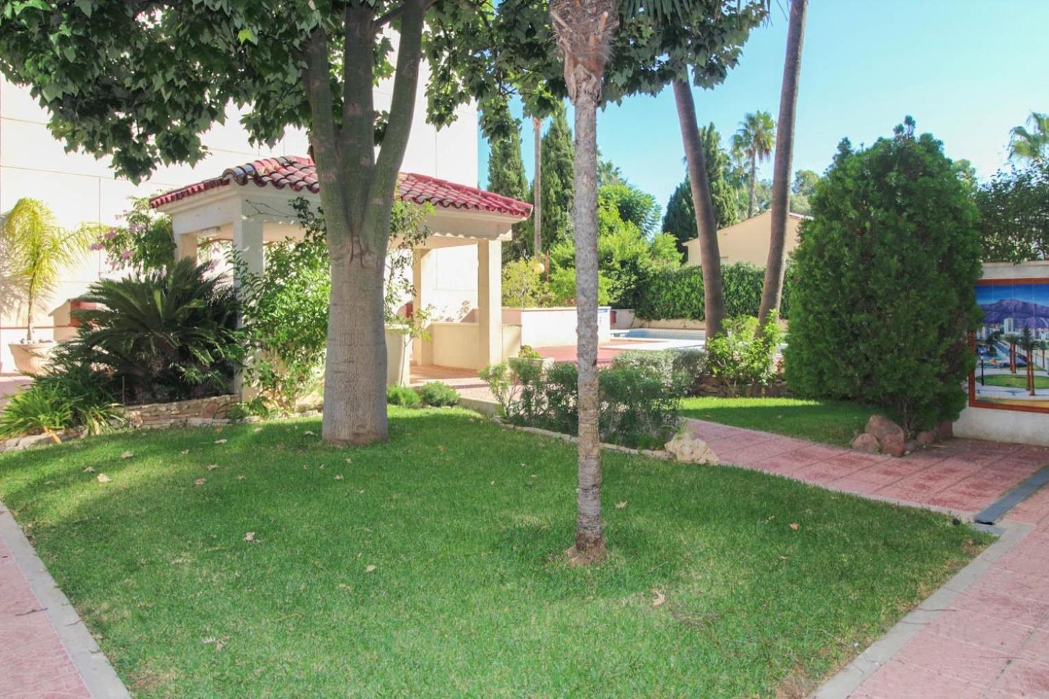 Apartamento Golf Pau Casals アルビール エクステリア 写真